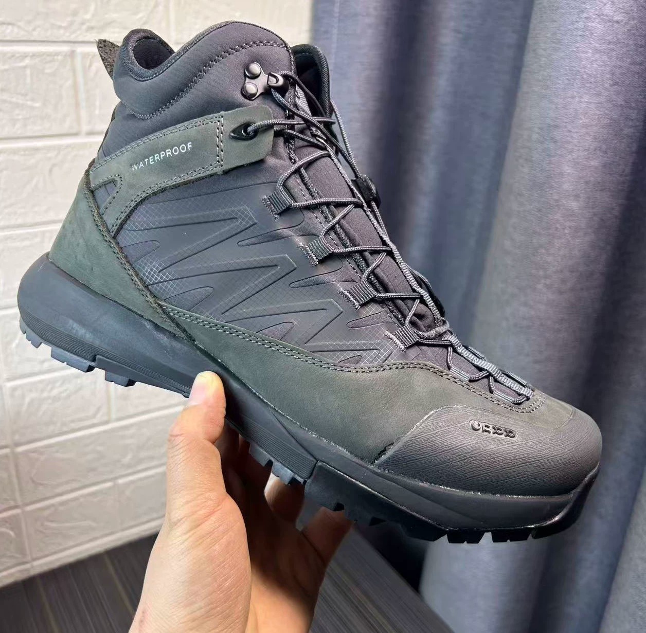 Streetwear Brand Designs - Chaussures de randonnée montantes en cuir