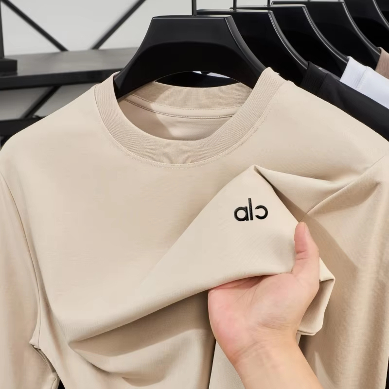 T-shirt en coton blanc à logo  - Streetwear Brand With A Logo avis et prix