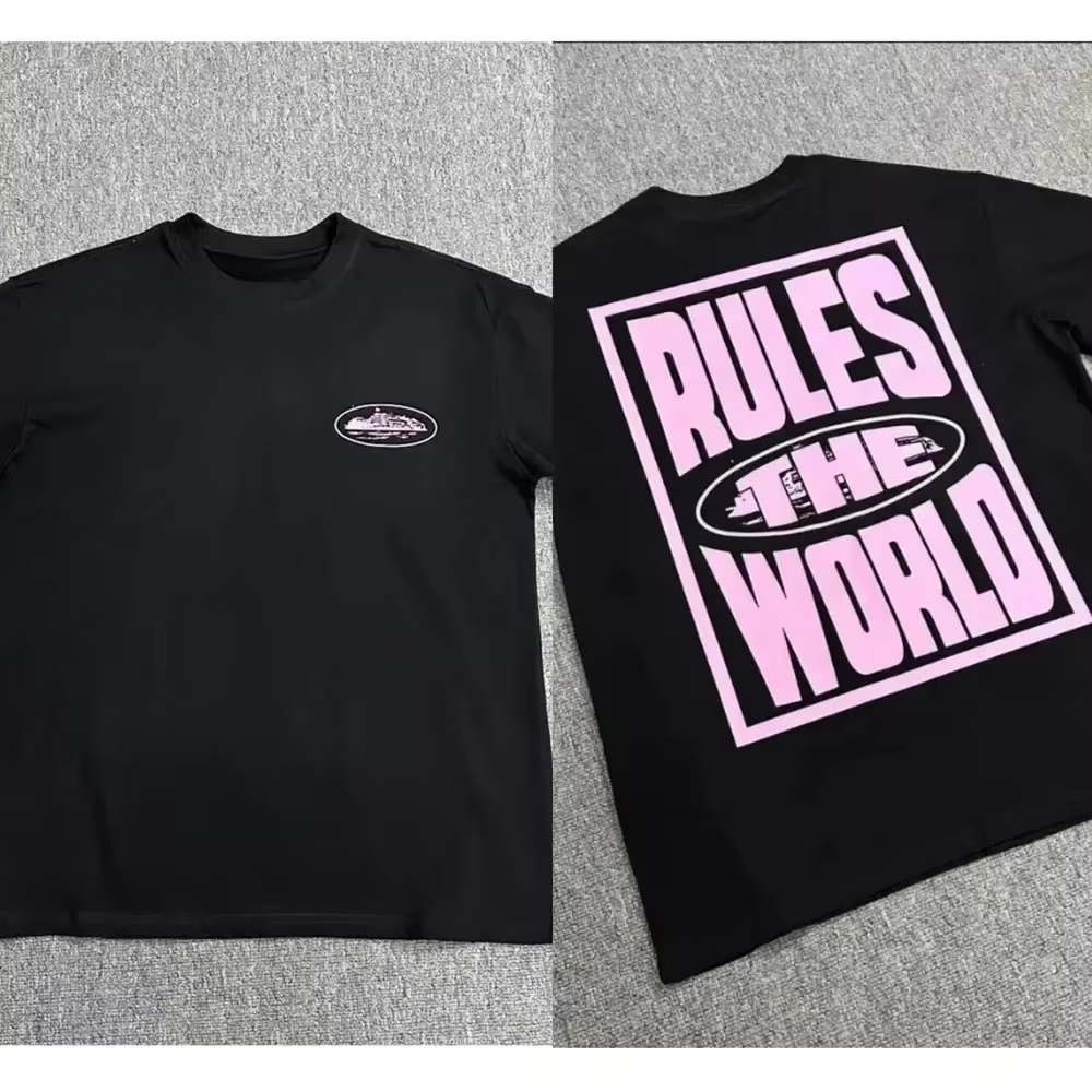 T-shirt blanc classique rétro  - Streetwear Brand With A Logo avis et prix