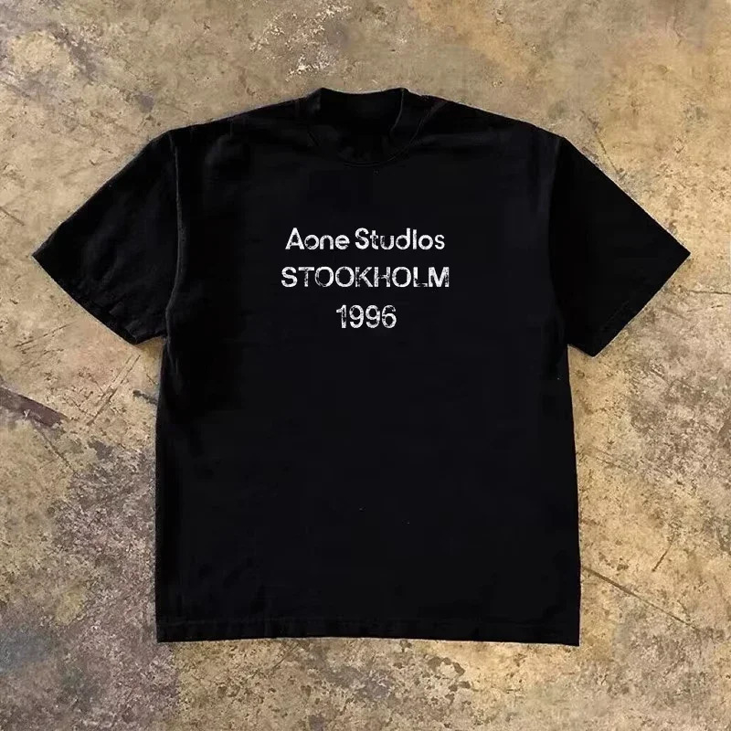 T-shirt classique avec logo ST - Streetwear Brand With A Logo avis et prix